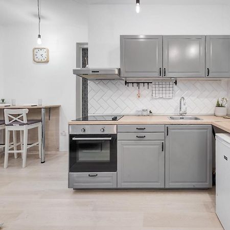 Convenient Central Apartment Budapest Luaran gambar